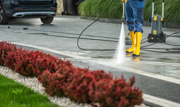 Best Roof Power Washing Services  in Urbandale, IA